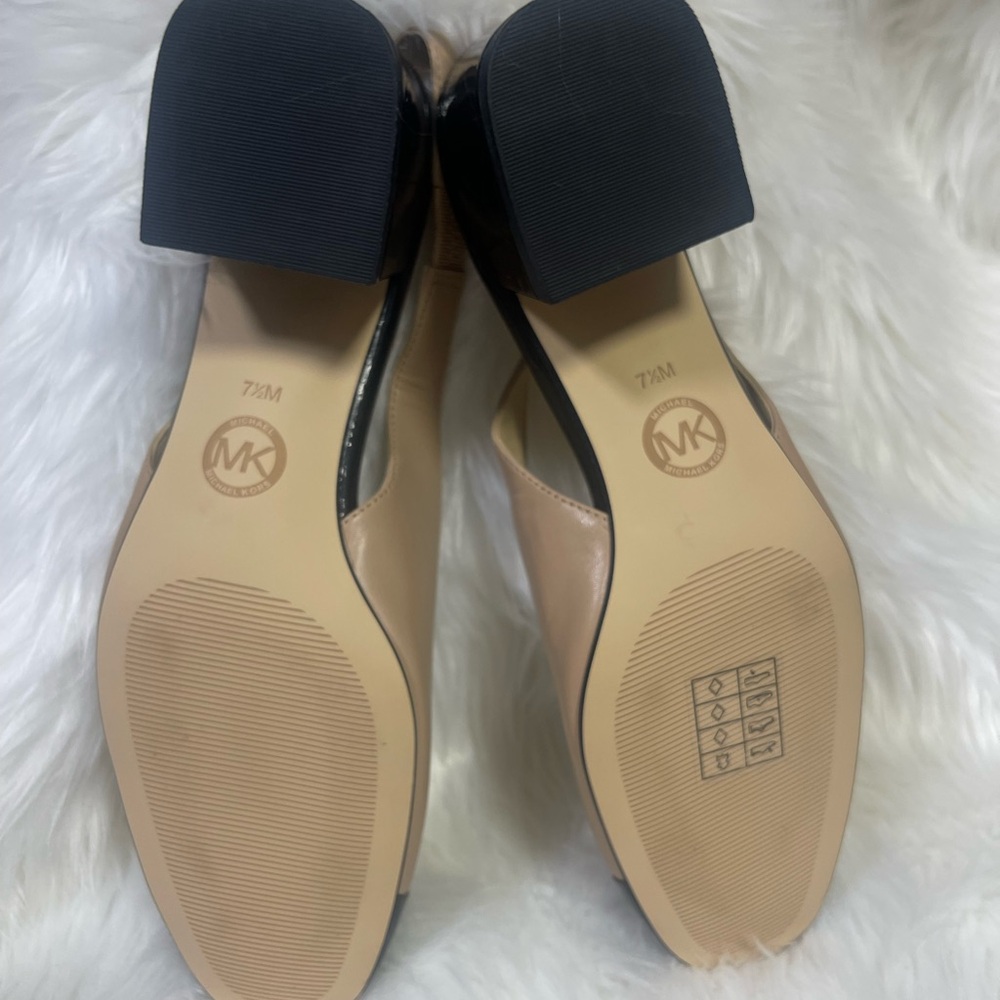 Michael Kors Tan Heels Elegant Design